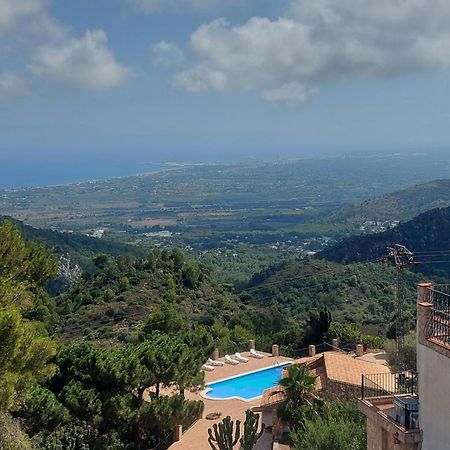 Apartamentos Christina Benicassim Exterior photo